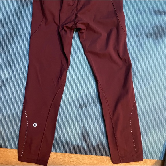 Lululemon tights - Picture 4 of 4